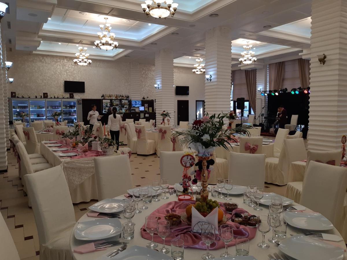 Hotel Ro&Mario Barlad Birlad Ngoại thất bức ảnh